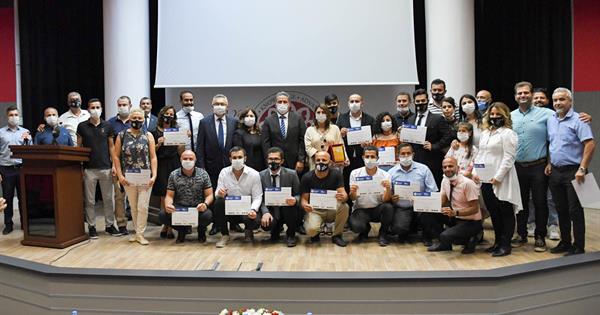 EMU Presented Certificates to Aid Contributors During the Pandemic Process