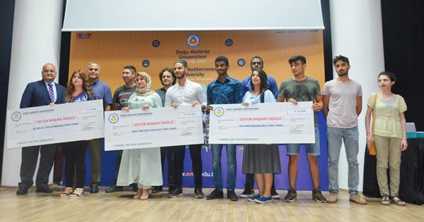 EMU Presents Successful Students Cash Award